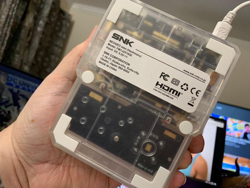 Illustration for article titled The Samurai Shodown Limited Edition Neo Geo Mini Is Clearly Superior